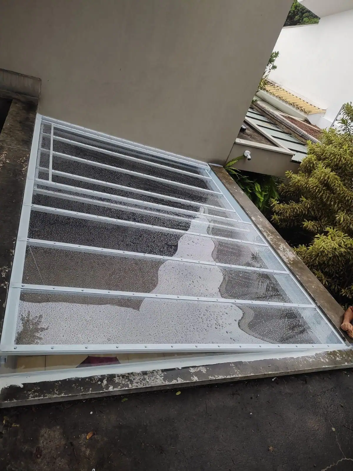 Cobertura retrátil transparente vista de cima em São Paulo
